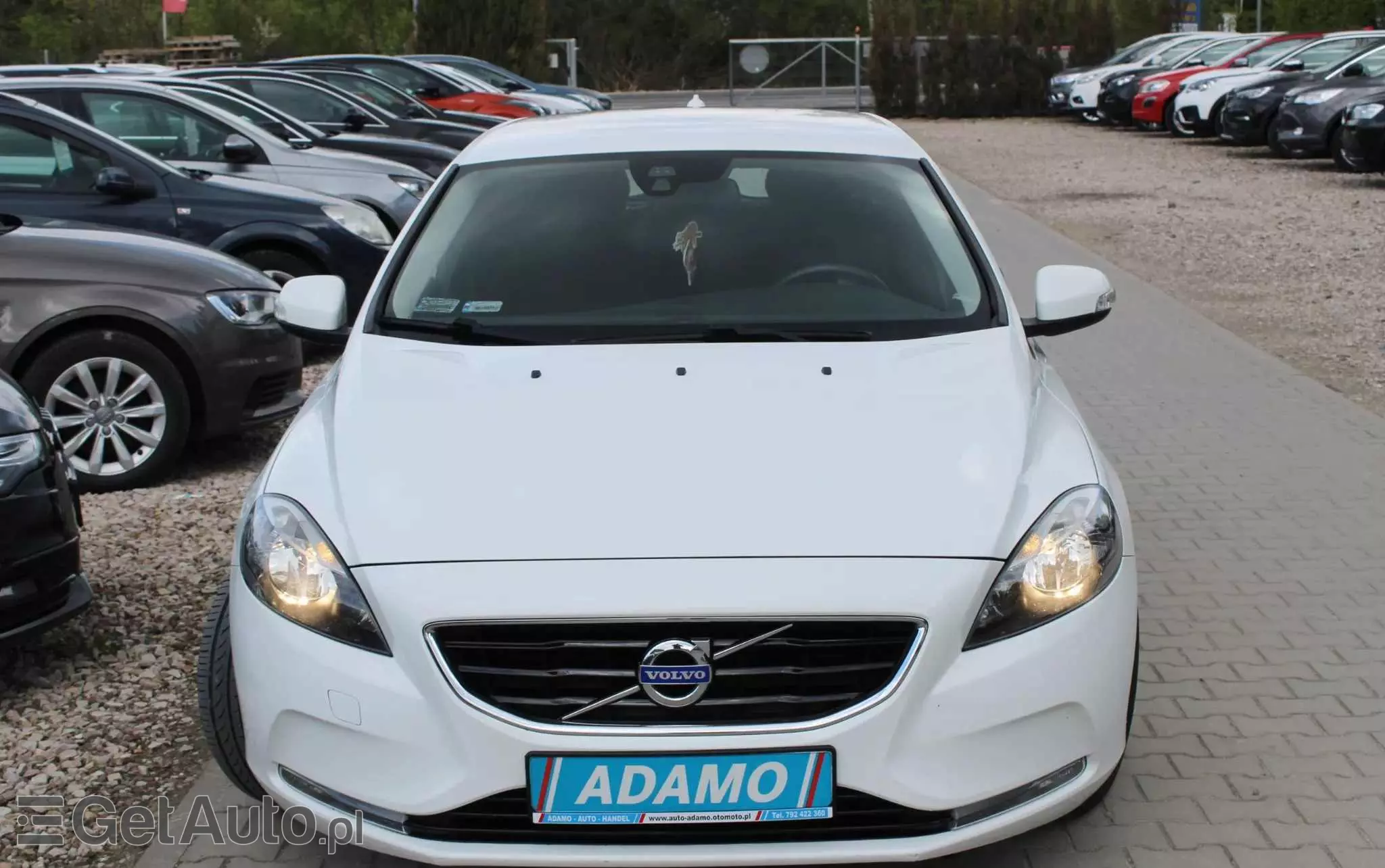 VOLVO V40 D2 Drive-E Momentum