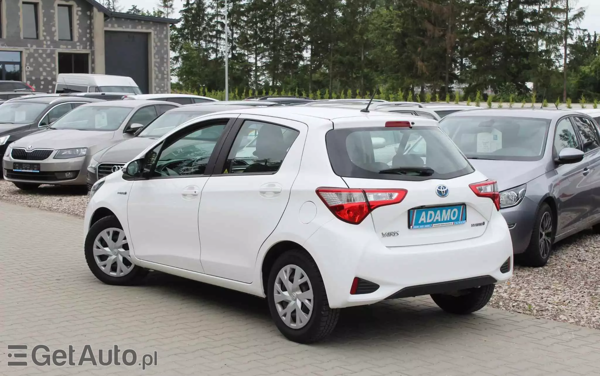 TOYOTA Yaris Hybrid 1.5 Active