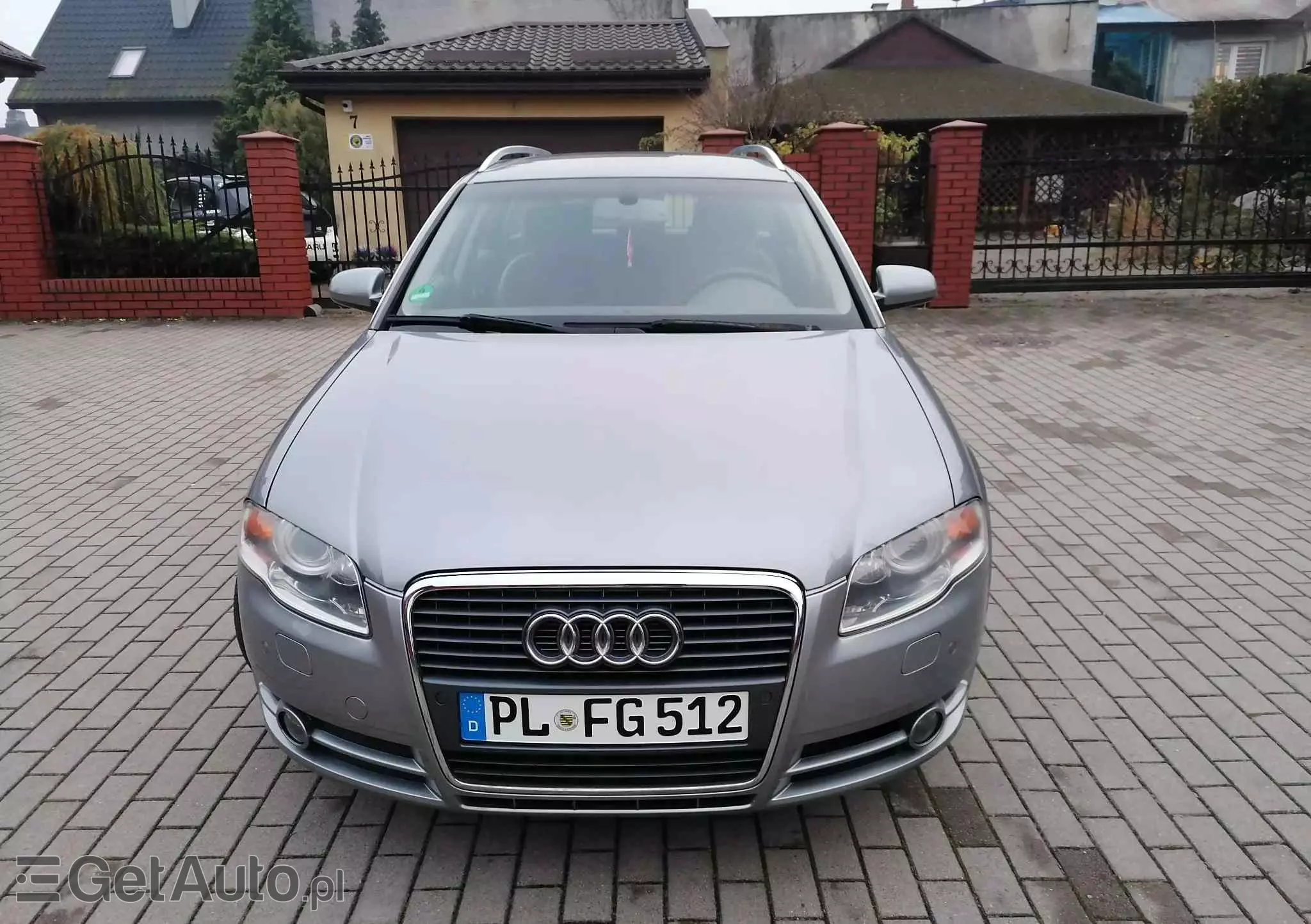 AUDI A4 