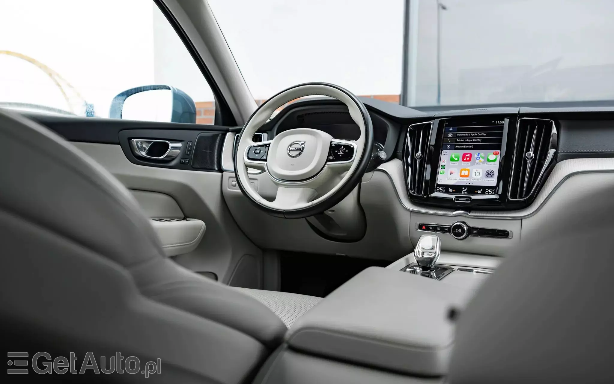 VOLVO XC 60 