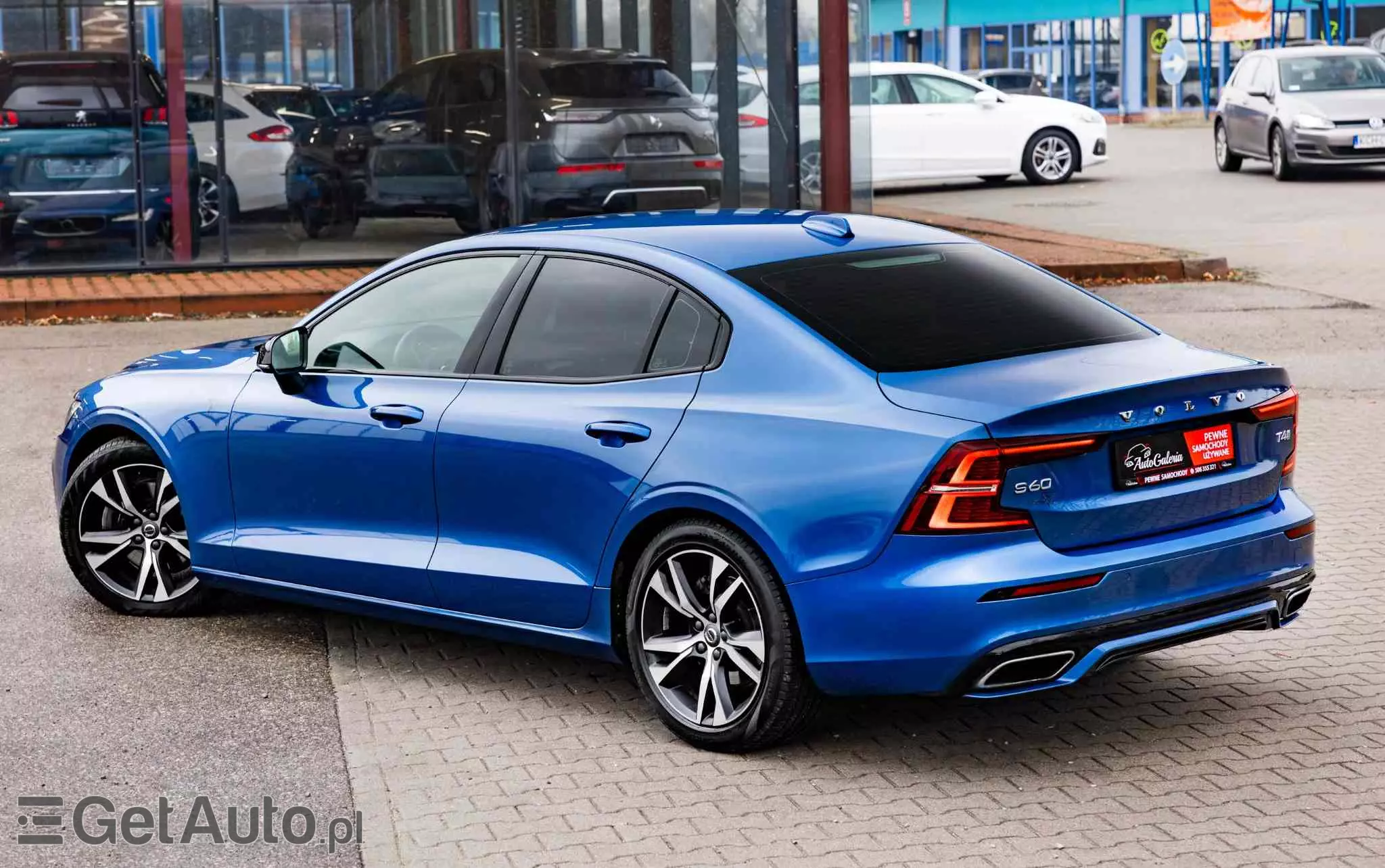 VOLVO S60 T4 R-Design First Edition