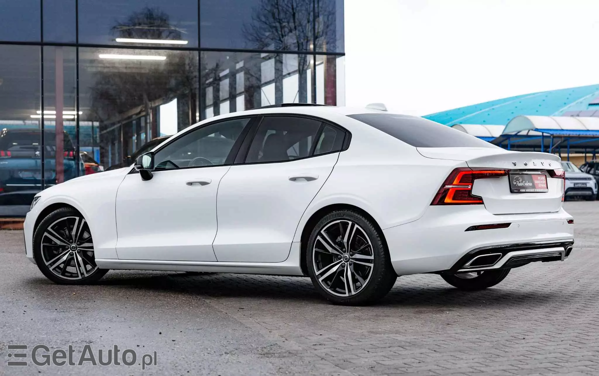 VOLVO S60 T4 R-Design First Edition