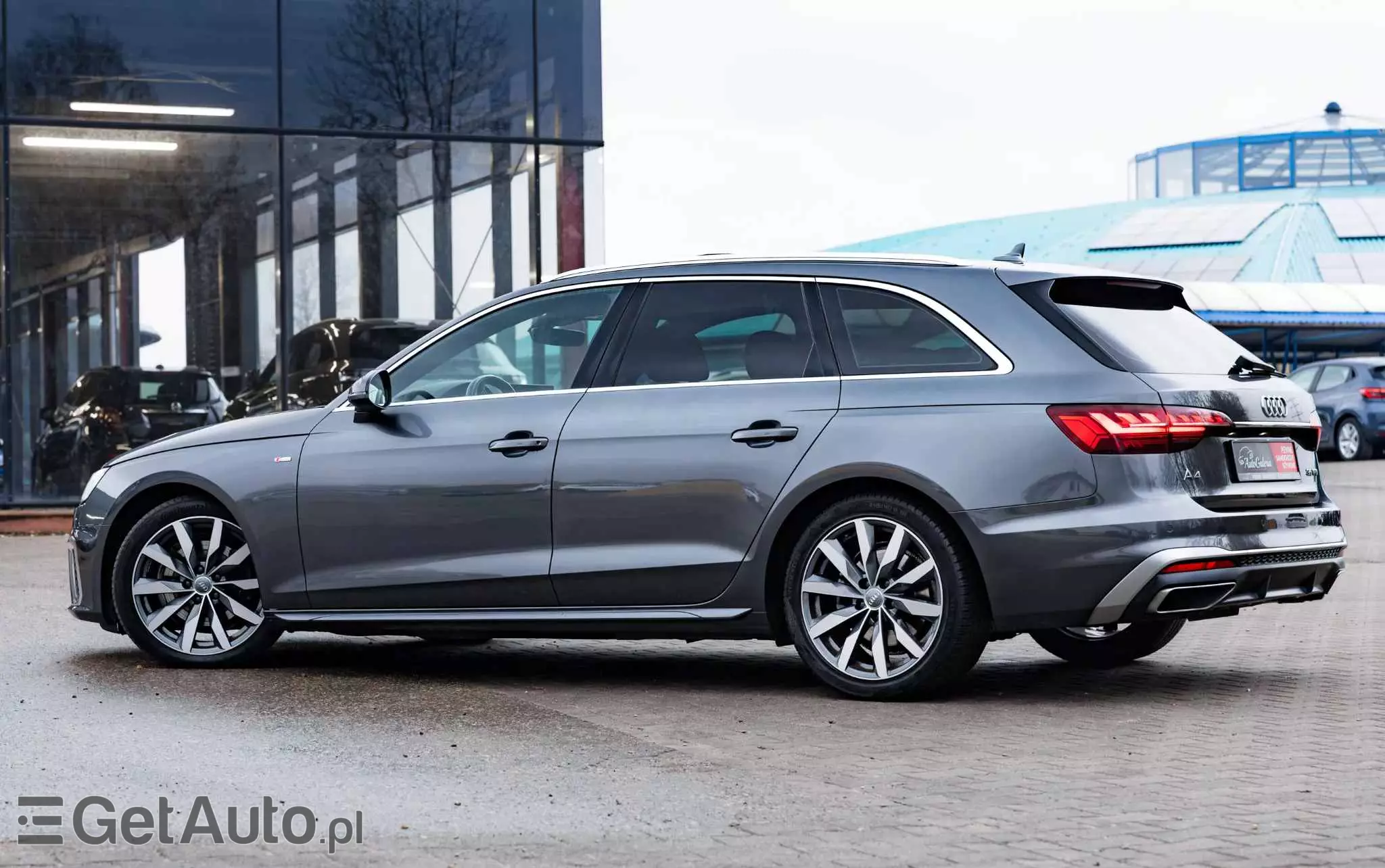 AUDI A4 Avant 35 TFSI S tronic S line