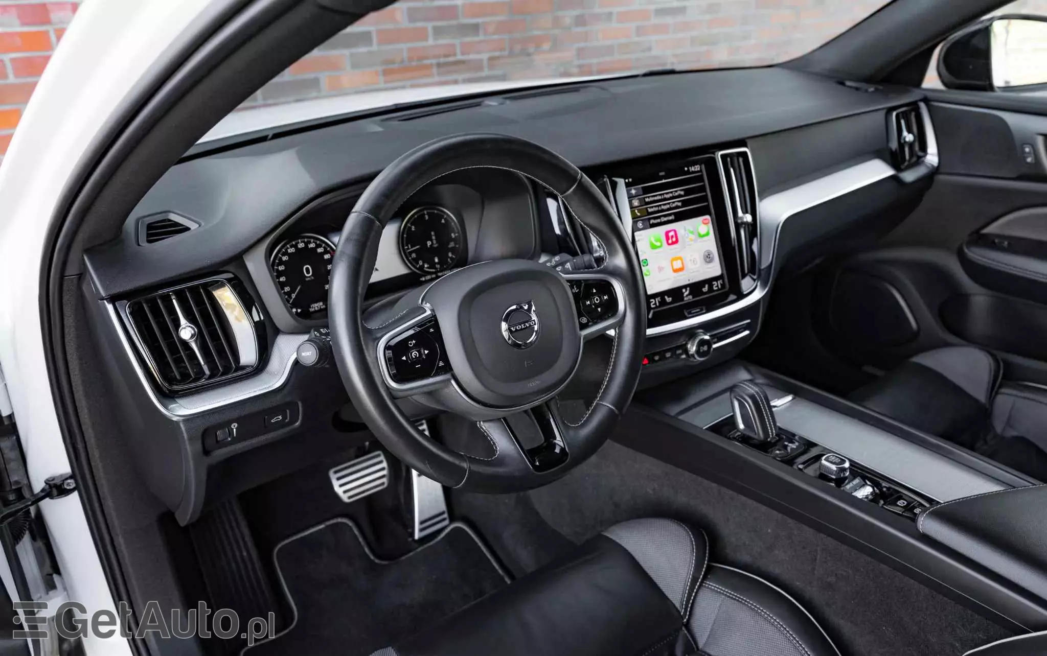 VOLVO V60 B4 D Geartronic RDesign