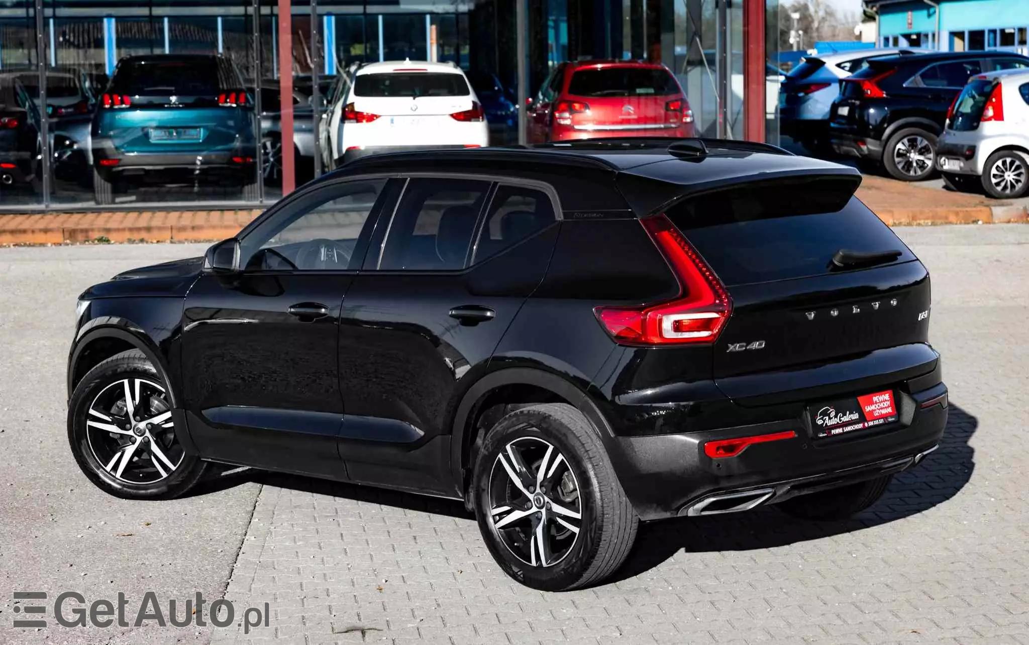 VOLVO XC 40 D3 R-Design