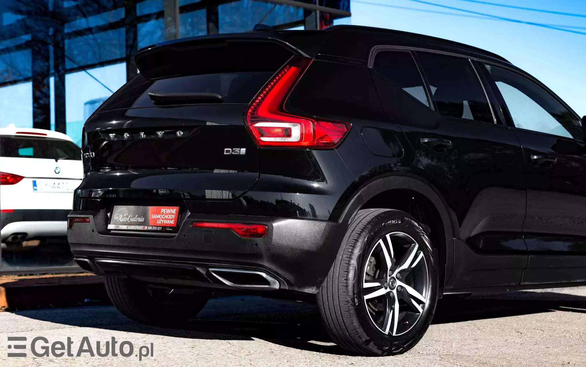 VOLVO XC 40 D3 R-Design