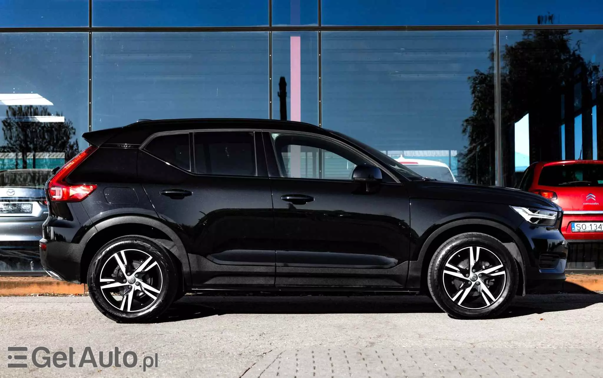 VOLVO XC 40 D3 R-Design