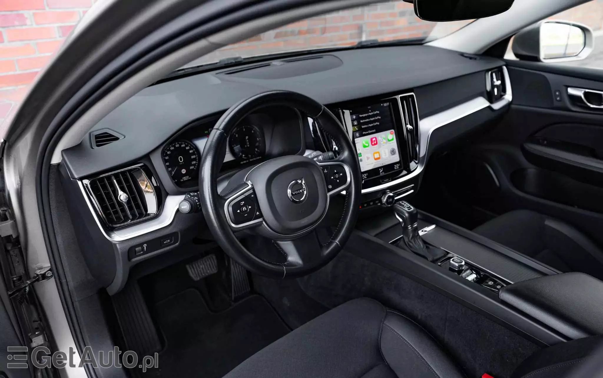 VOLVO V60 D3 Momentum Pro