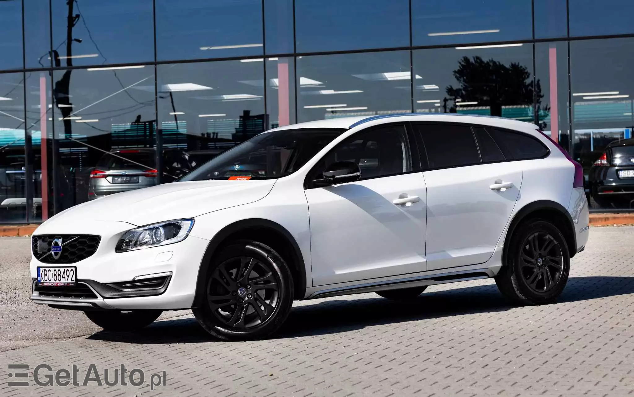 VOLVO V60 Cross Country D4 Drive-E Momentum