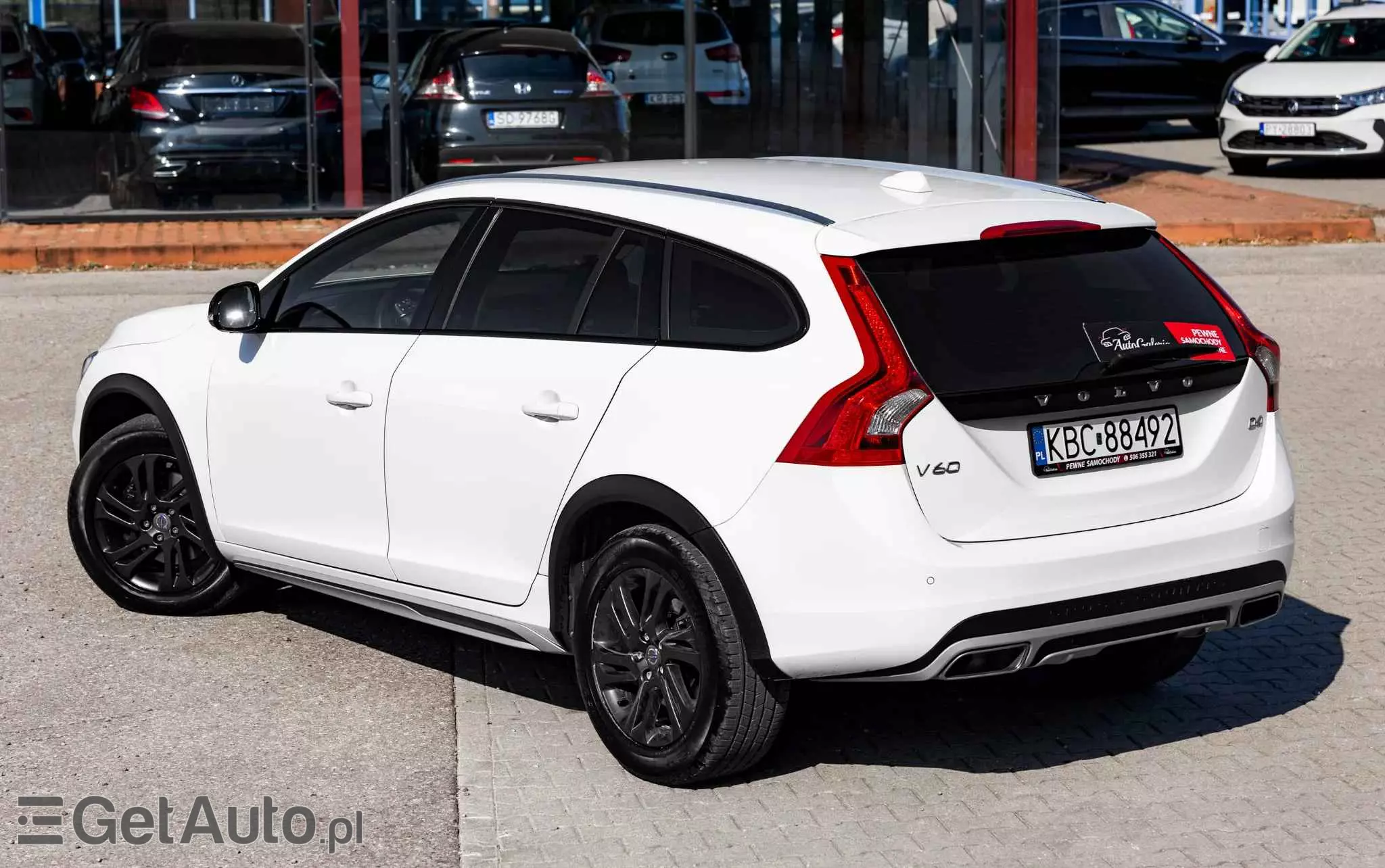 VOLVO V60 Cross Country D4 Drive-E Momentum