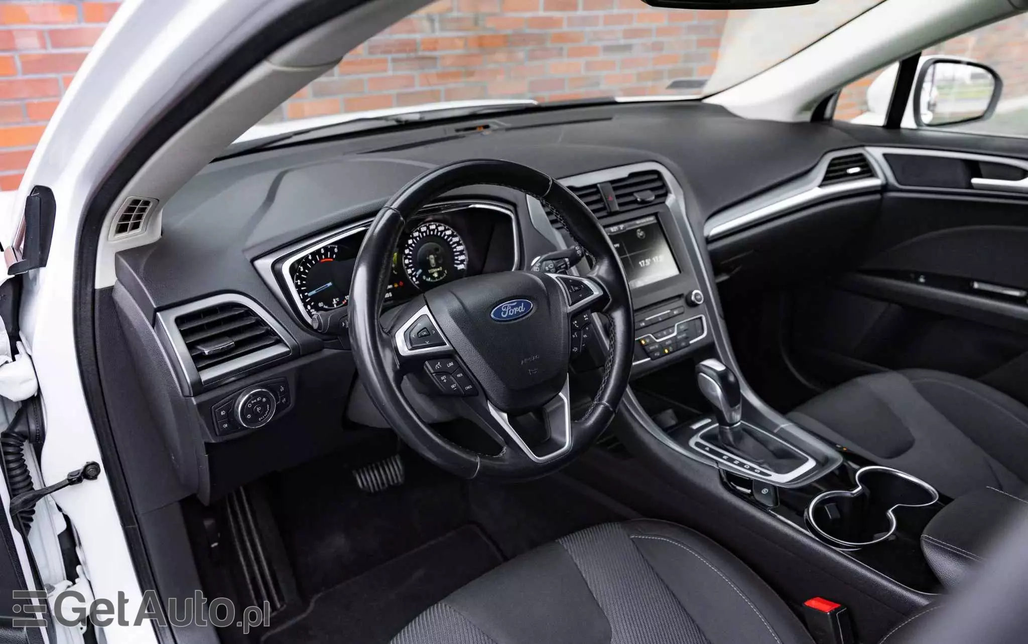 FORD Mondeo 2.0 TDCi Titanium PowerShift