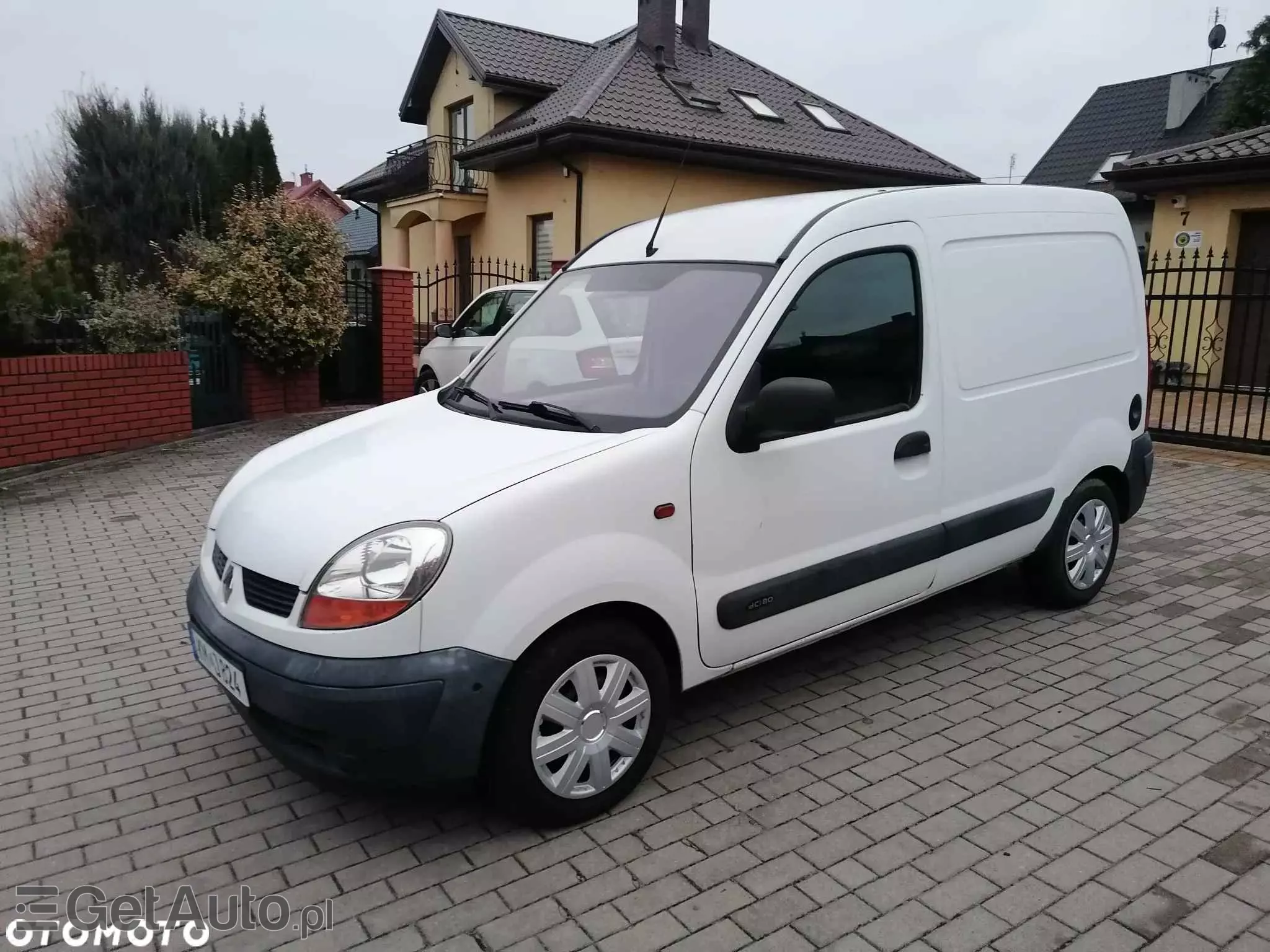 RENAULT Kangoo 