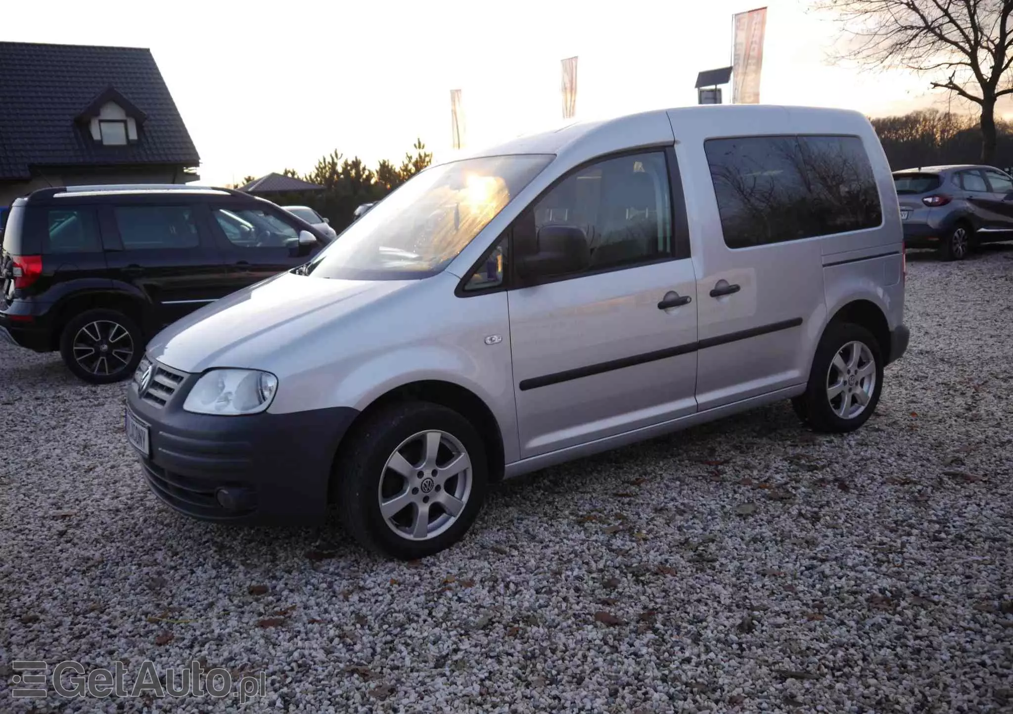 VOLKSWAGEN Caddy 1.9 TDI DPF Life (7-Si.)