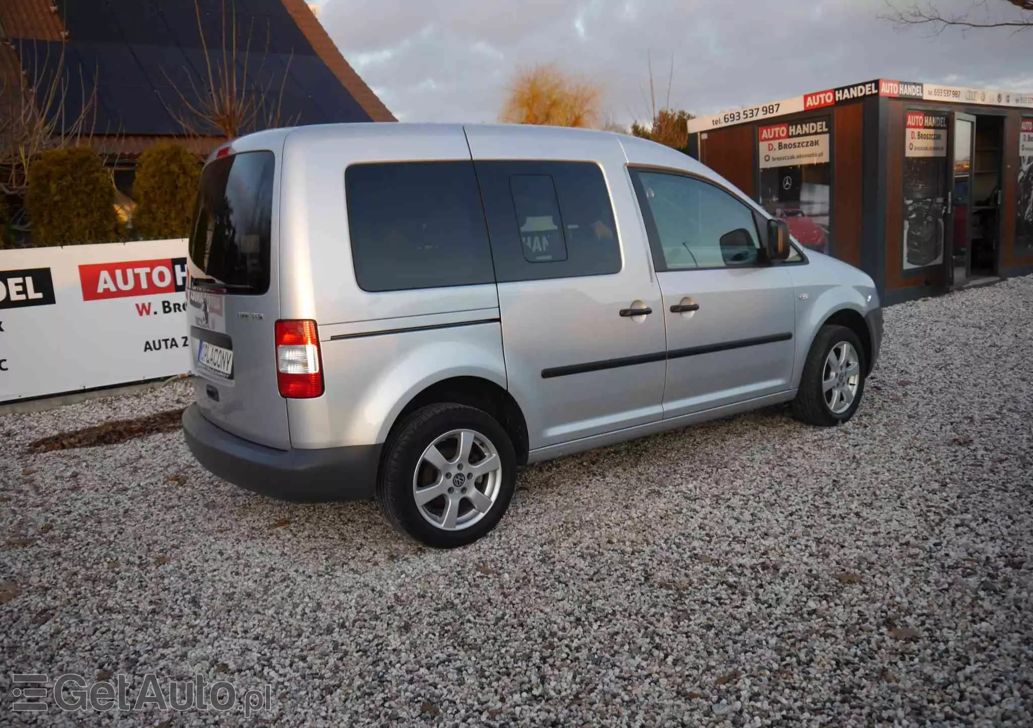 VOLKSWAGEN Caddy 1.9 TDI DPF Life (7-Si.)