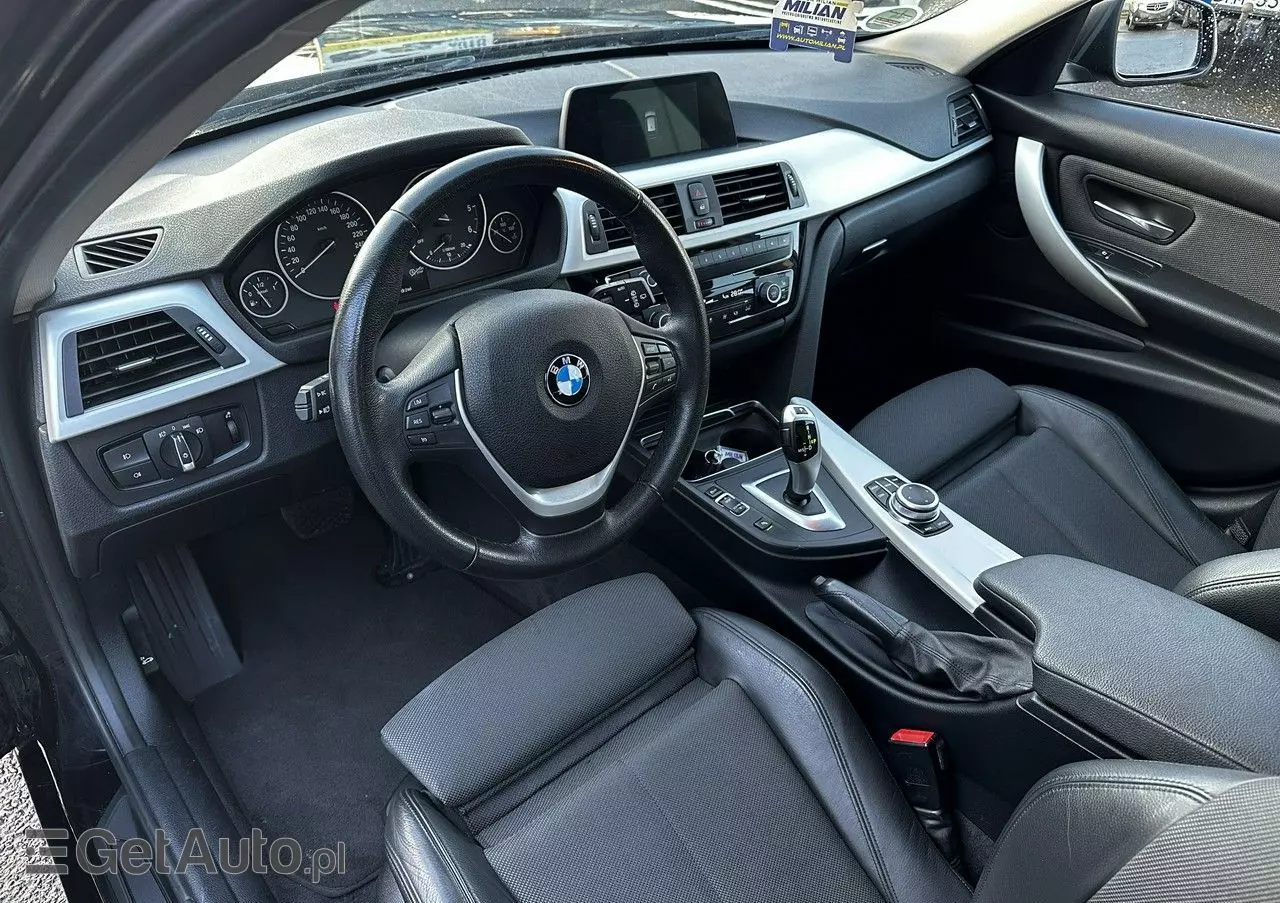 BMW Seria 3 318d Sport Line