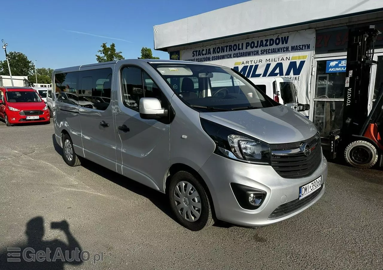 OPEL Vivaro 