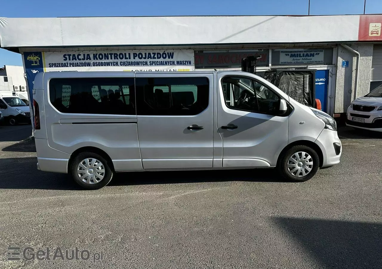 OPEL Vivaro 