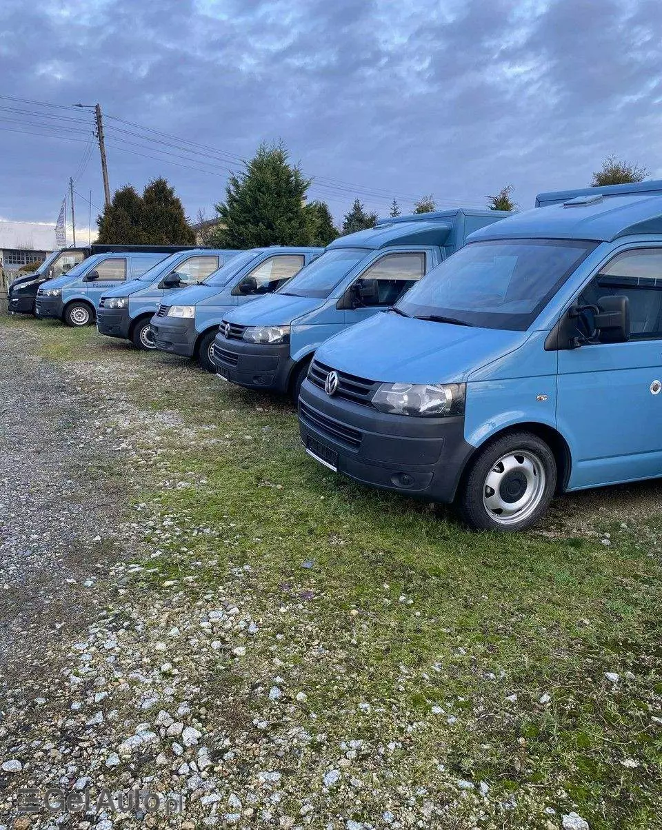 VOLKSWAGEN Transporter 