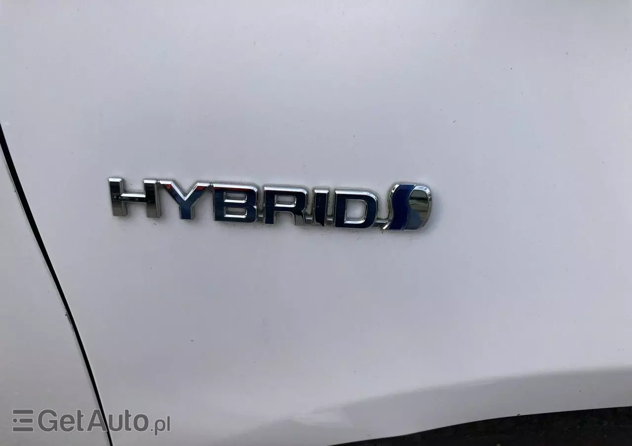 TOYOTA Yaris Hybrid 100 Active