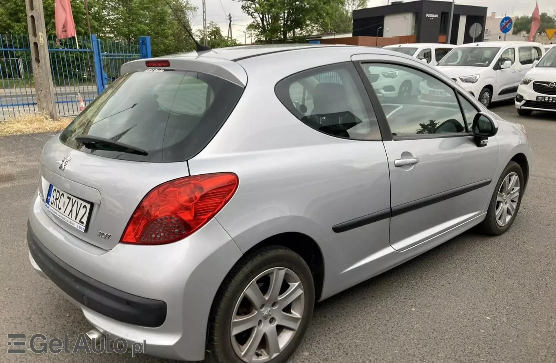 PEUGEOT 207 