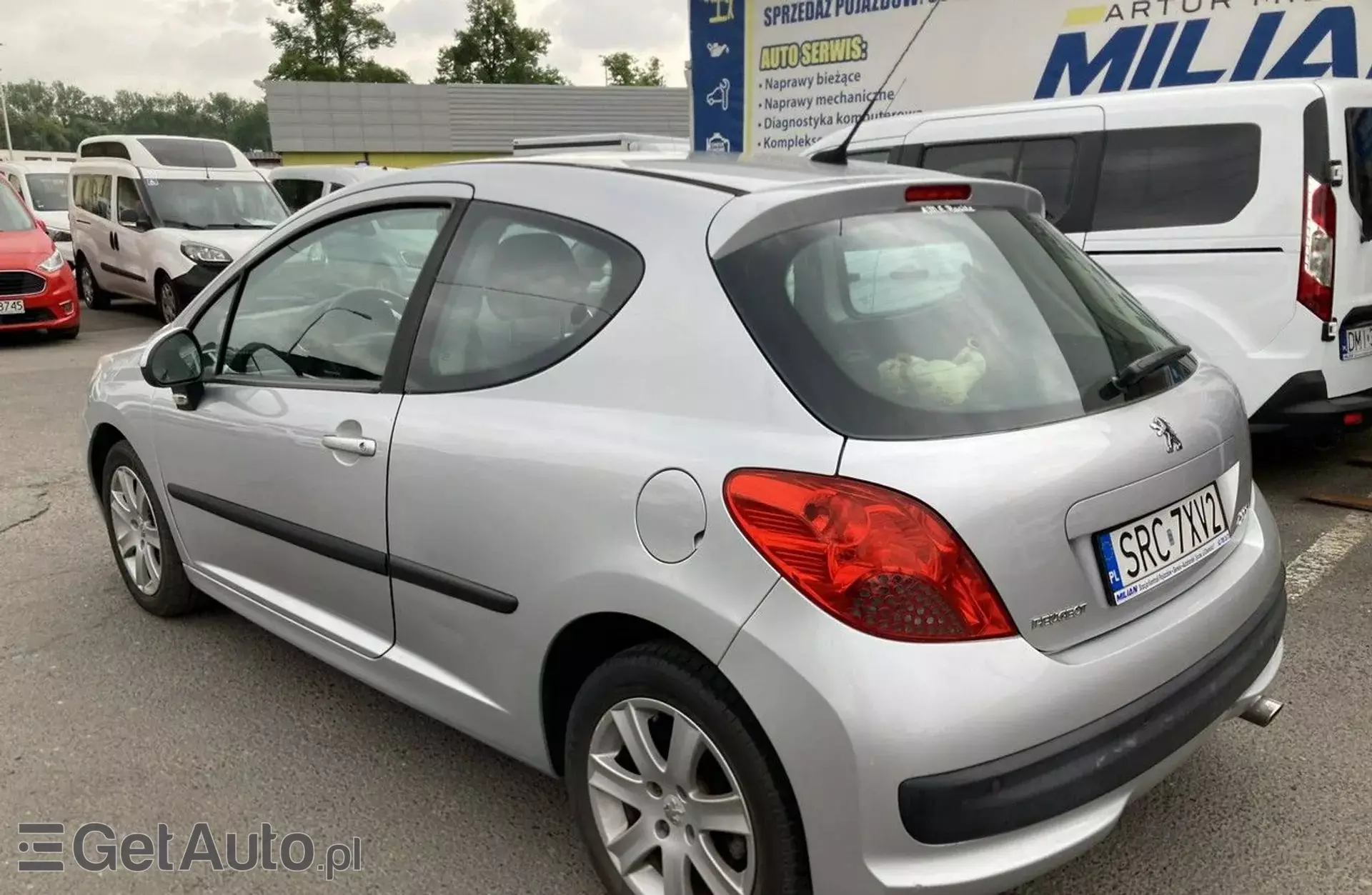 PEUGEOT 207 