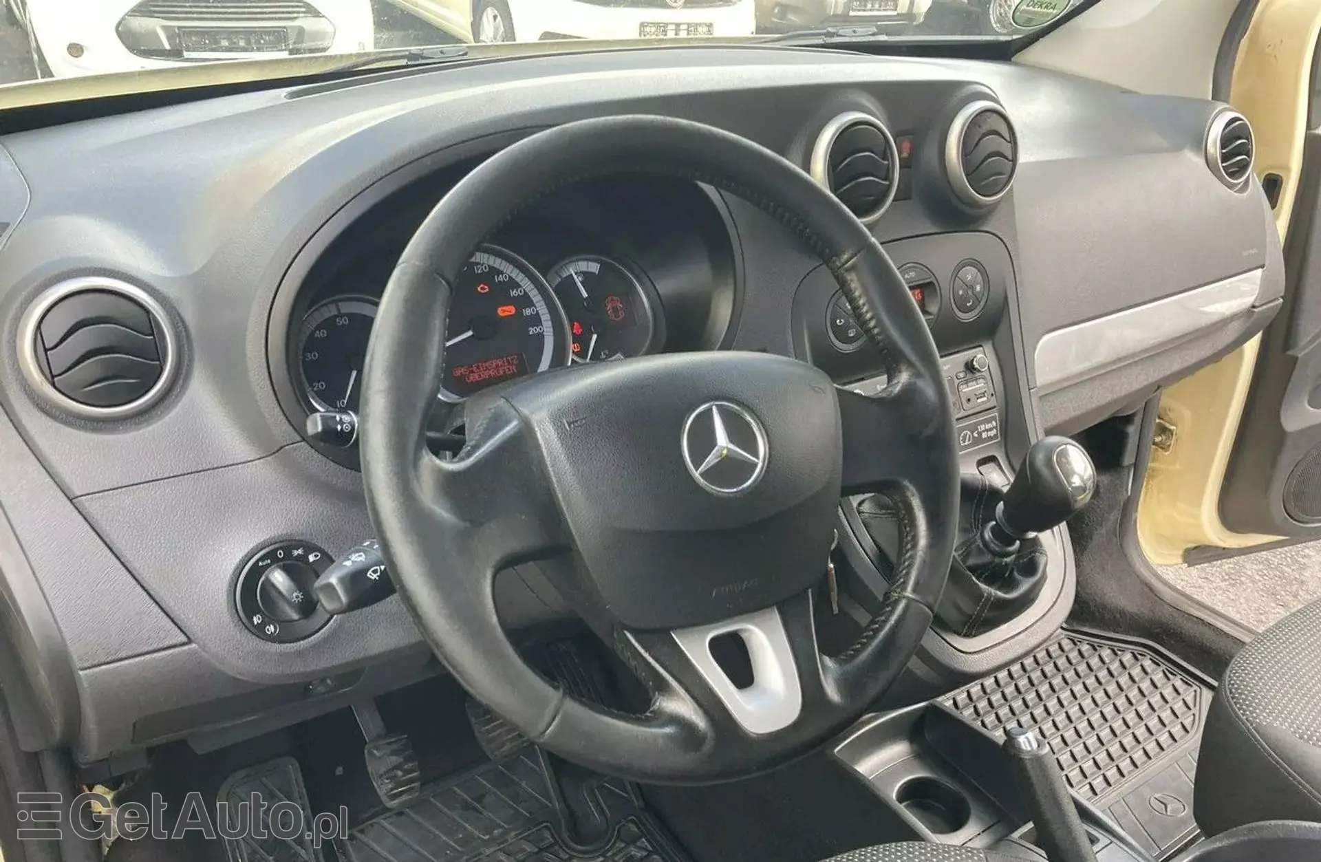 MERCEDES-BENZ Citan 