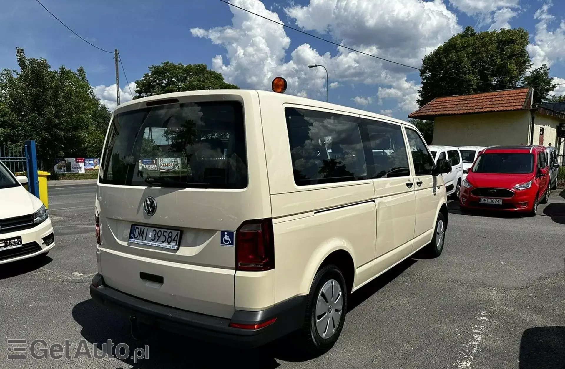 VOLKSWAGEN Caravelle 