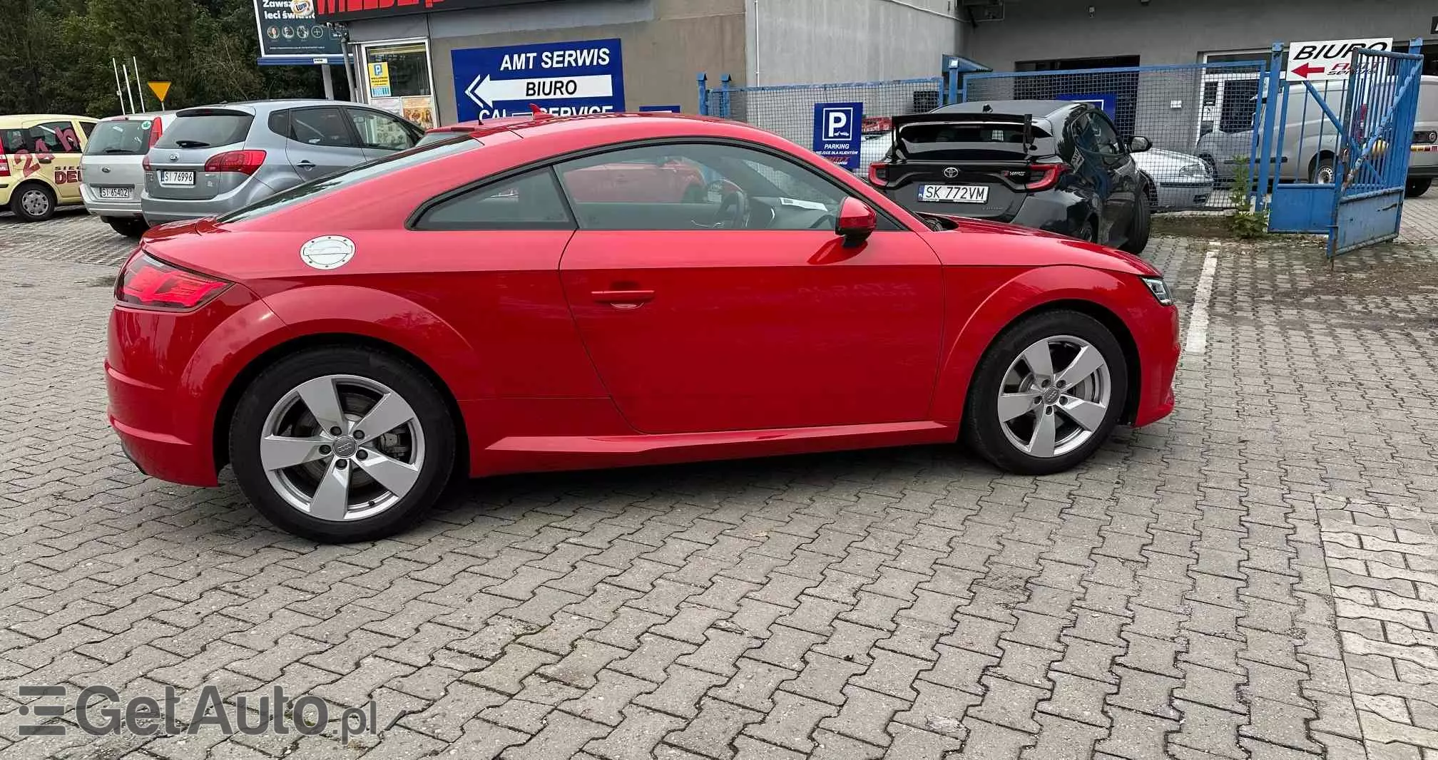 AUDI TT 