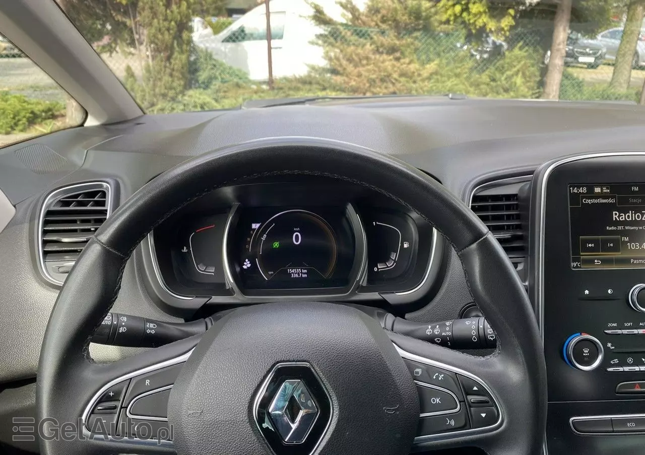 RENAULT Grand Scenic 