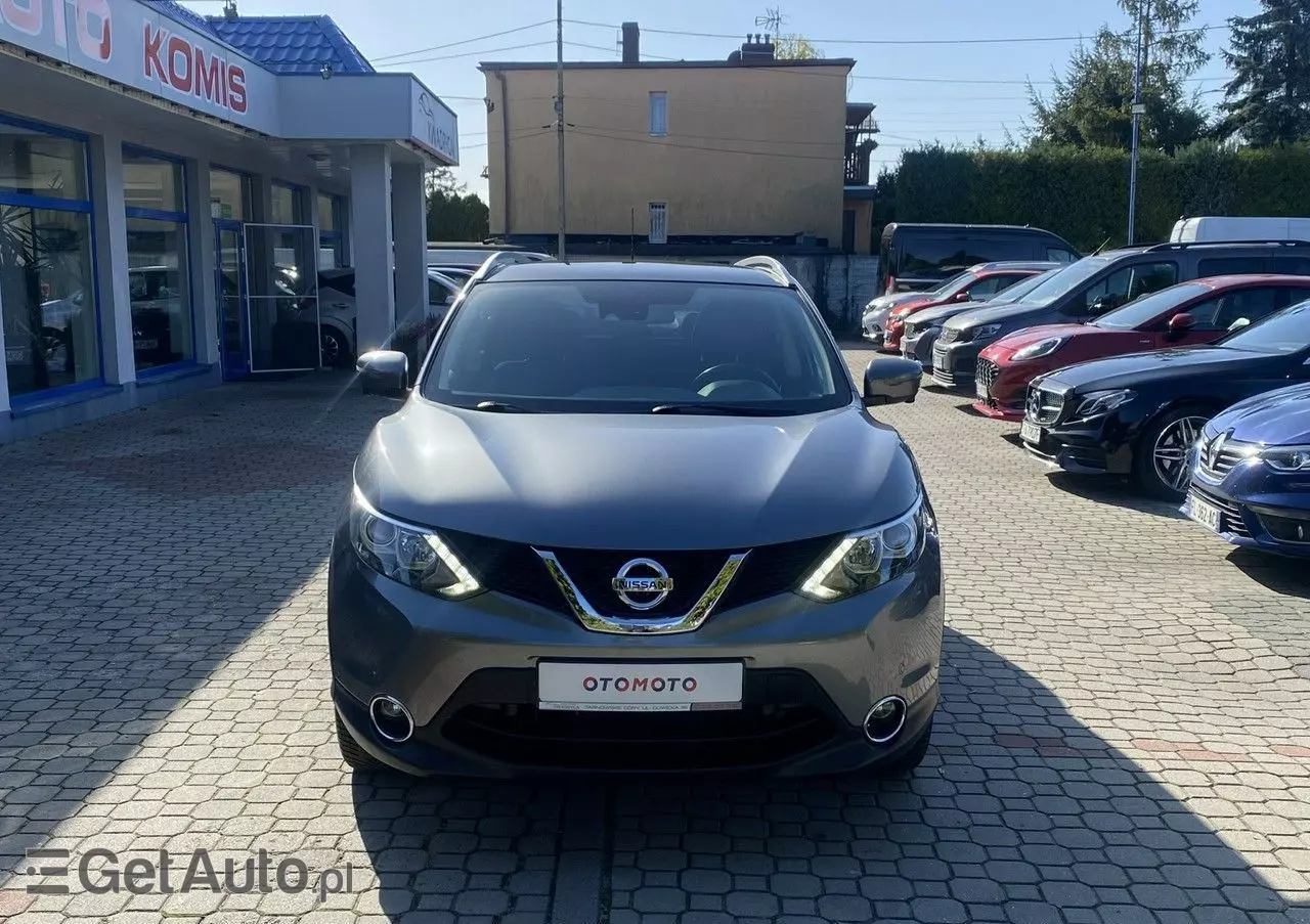 NISSAN Qashqai 1.2 DIG-T Tekna