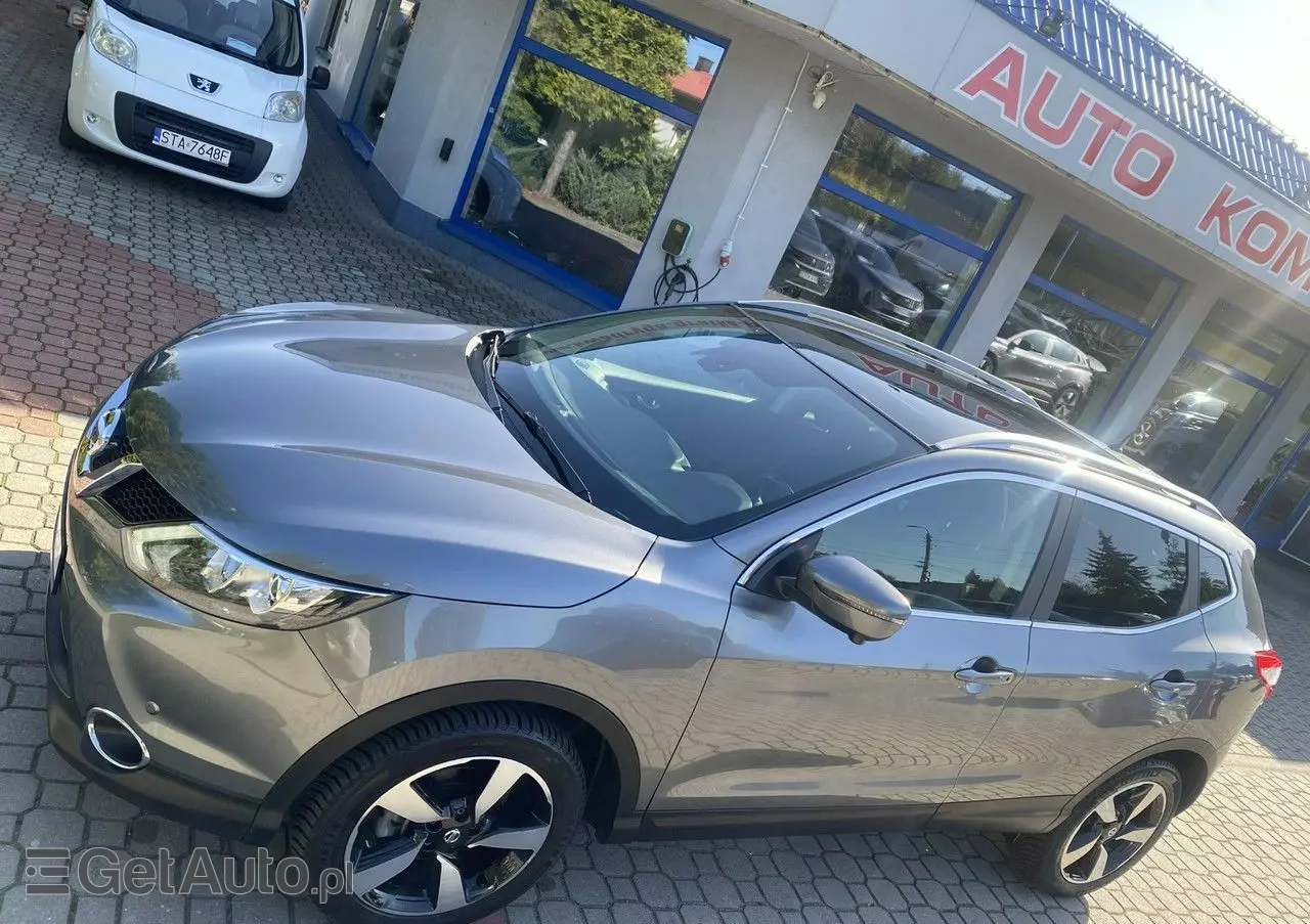 NISSAN Qashqai 1.2 DIG-T Tekna