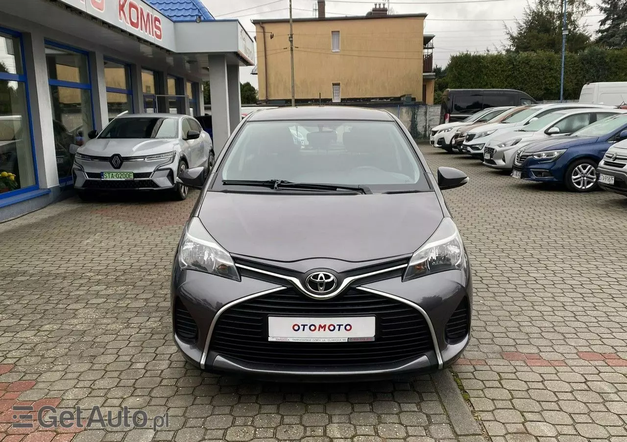 TOYOTA Yaris 