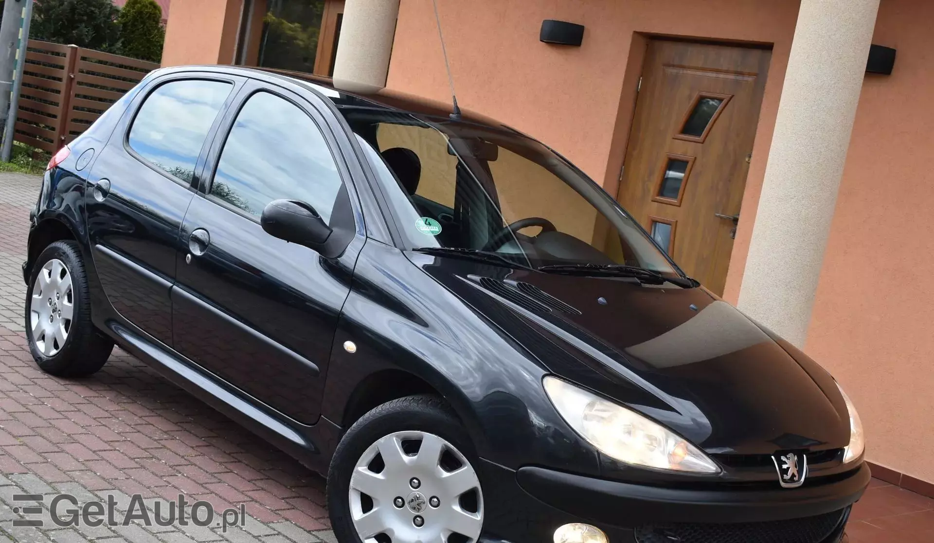 PEUGEOT 206 