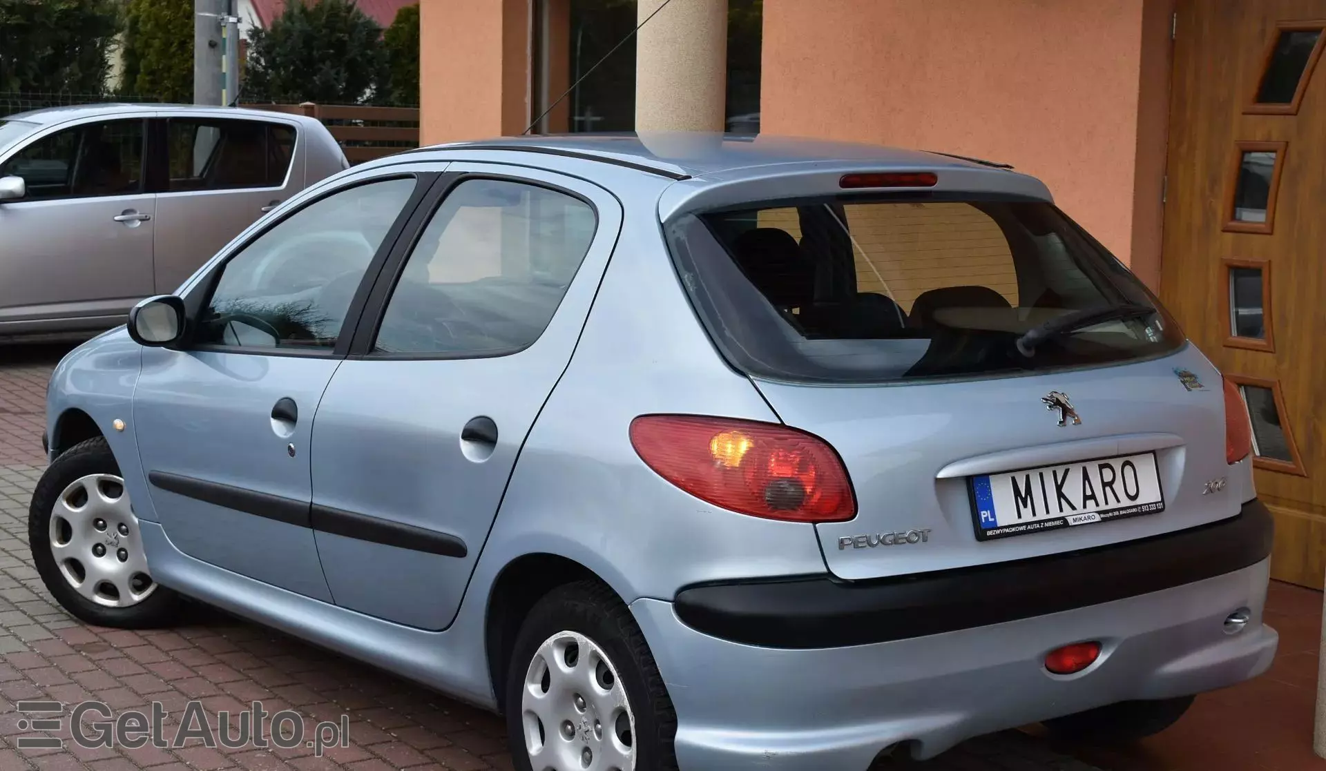 PEUGEOT 206 