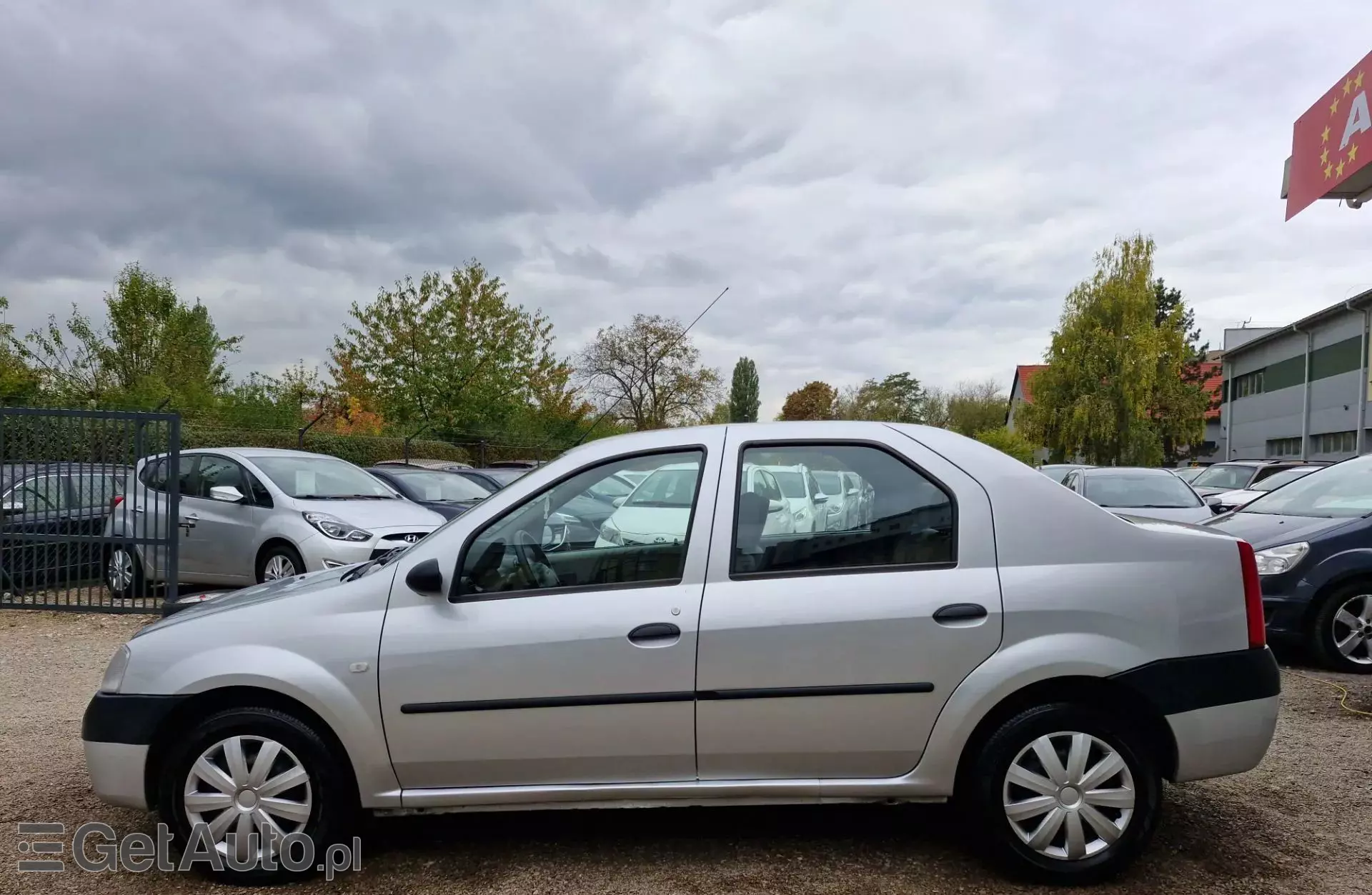 DACIA Logan 1.6 (85 KM)