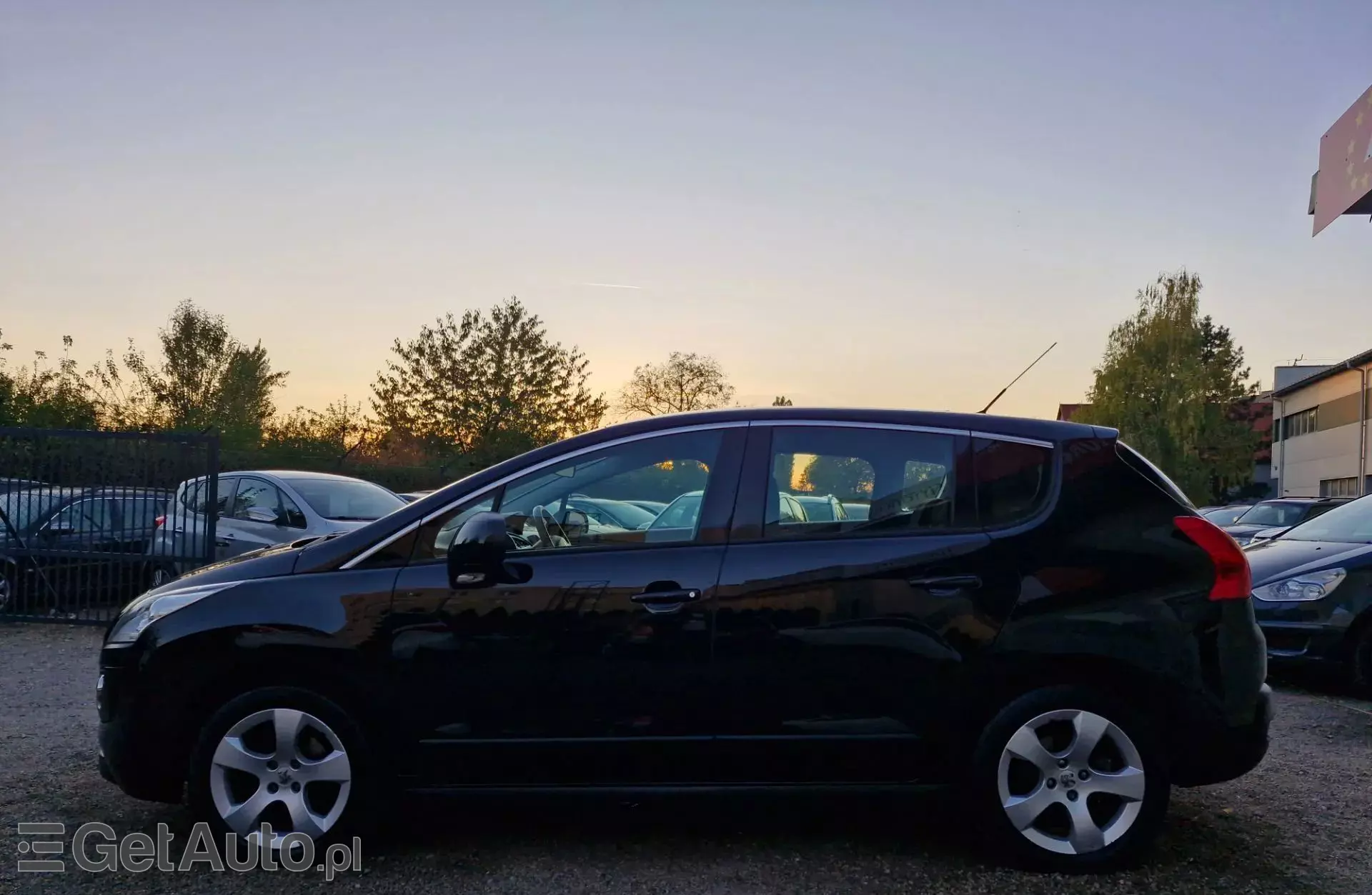 PEUGEOT 3008 1.6 VTI (120 KM)