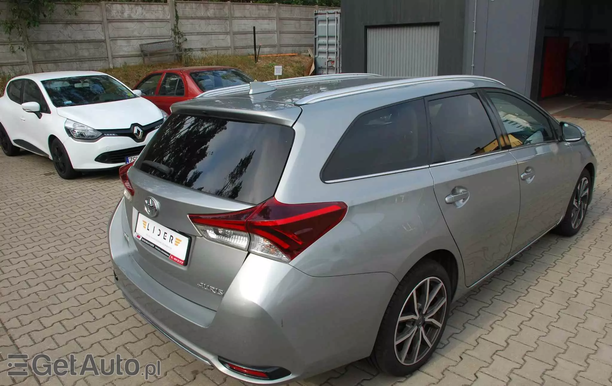 TOYOTA Auris 1.6 D-4D Touring Sports Edition S+