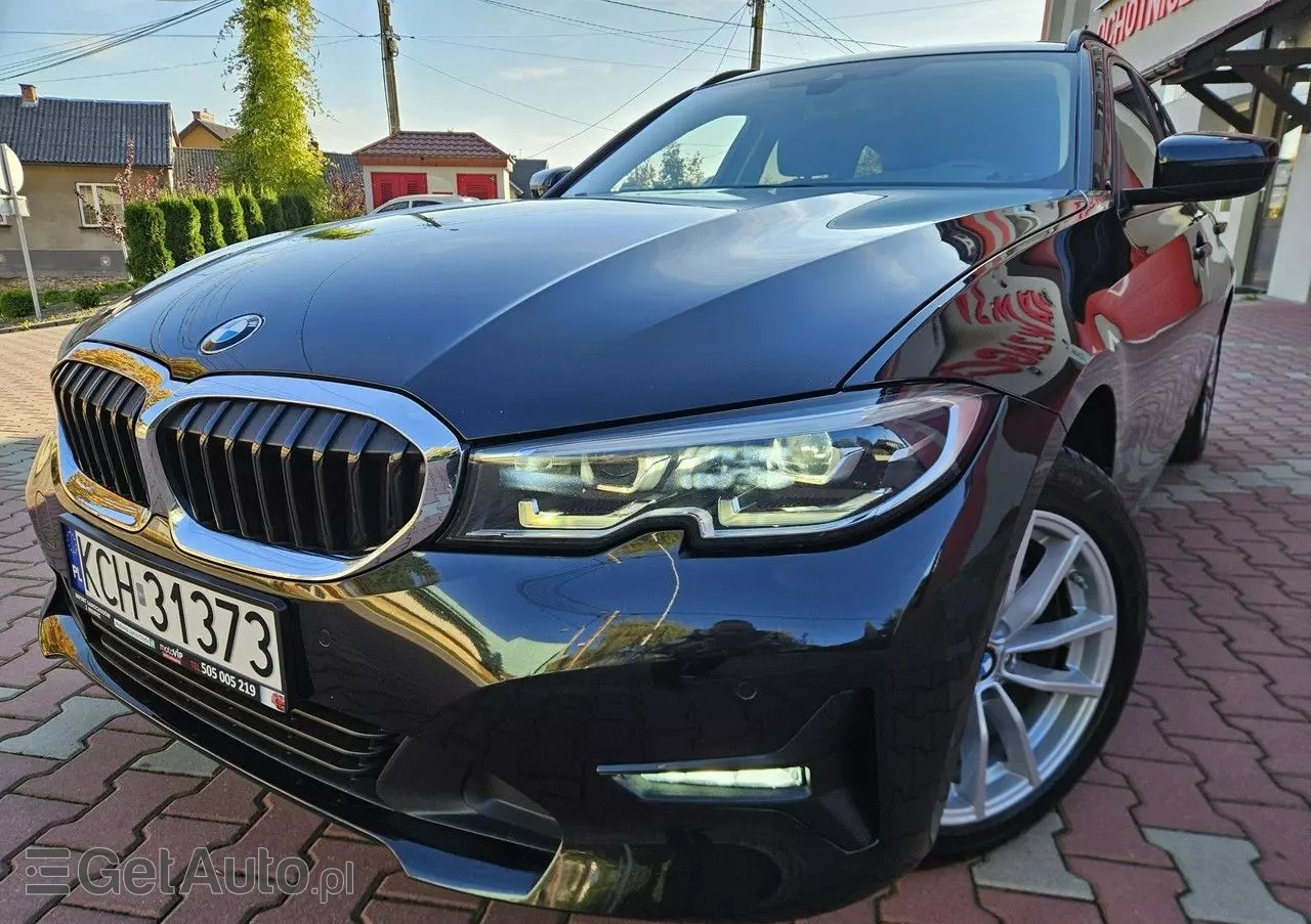 BMW Seria 3 318d Sport Line