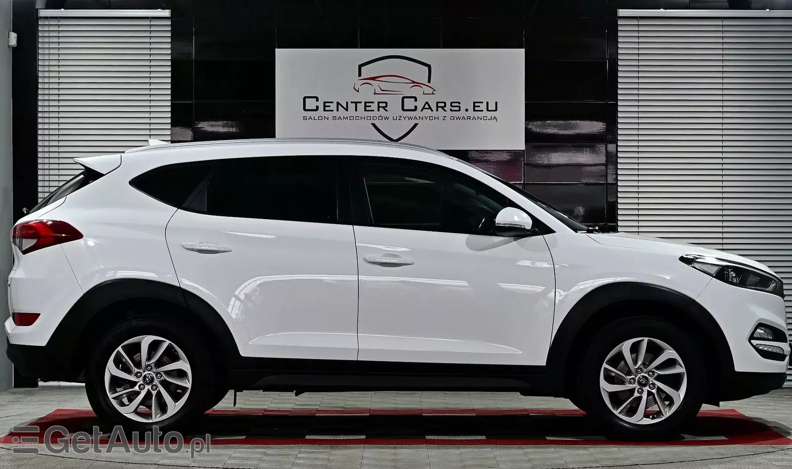 HYUNDAI Tucson 