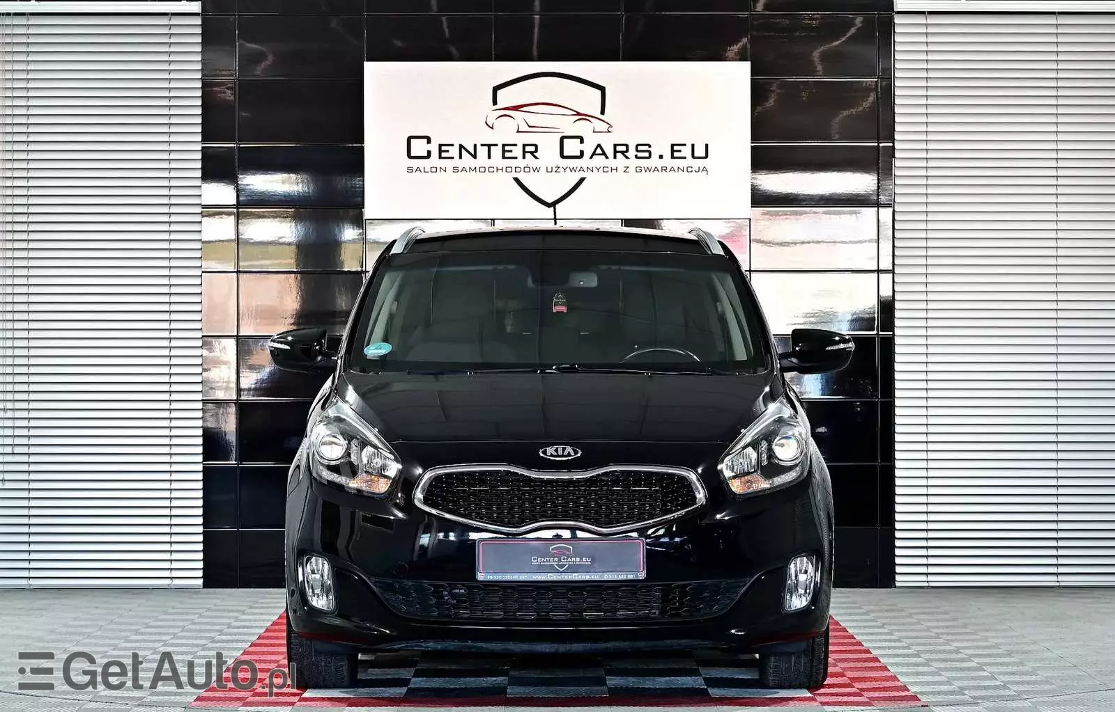 KIA Carens 