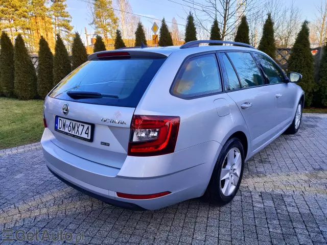 SKODA Octavia Ambition