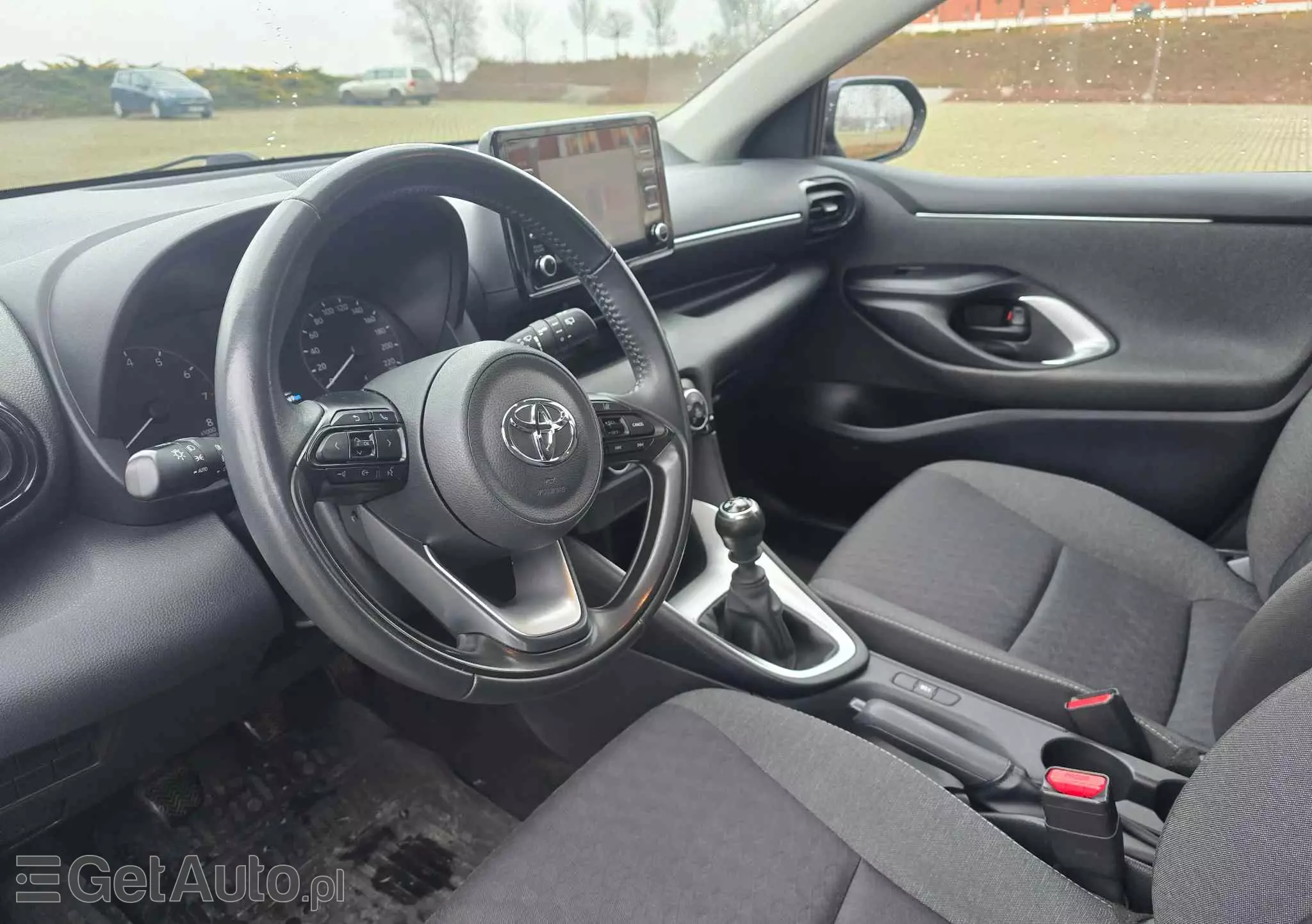 TOYOTA Yaris 1.5 Comfort