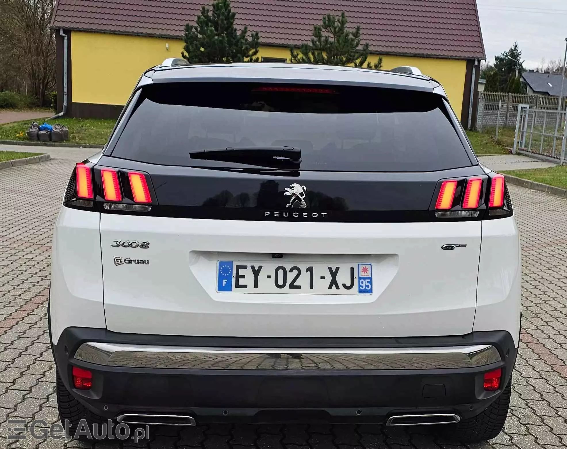 PEUGEOT 3008 BlueHDi 180 Stop & Start EAT8 GT