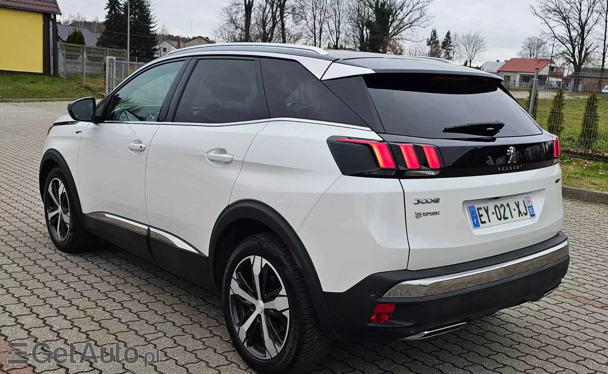 PEUGEOT 3008 BlueHDi 180 Stop & Start EAT8 GT