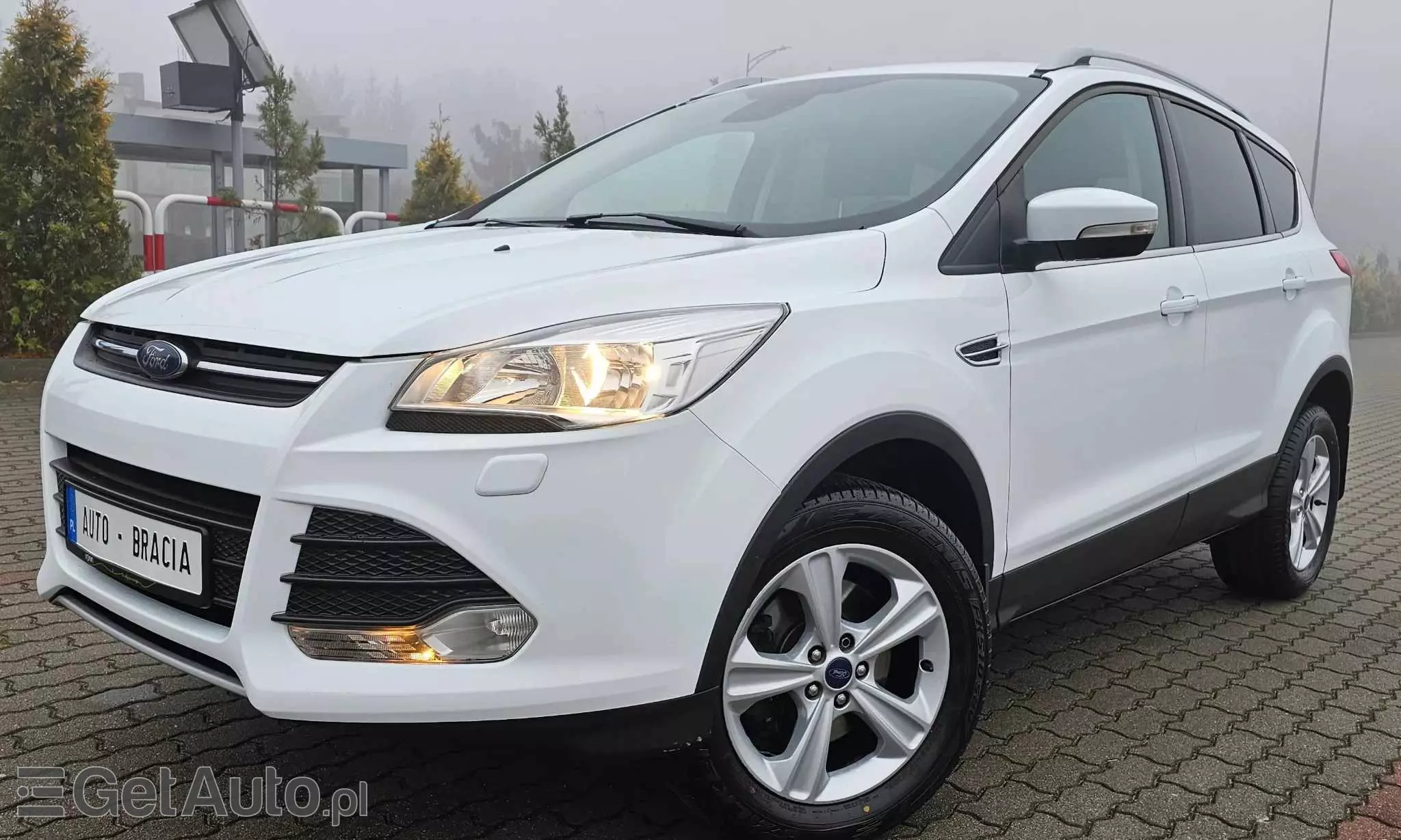 FORD Kuga 2.0 TDCi 2x4 SYNC