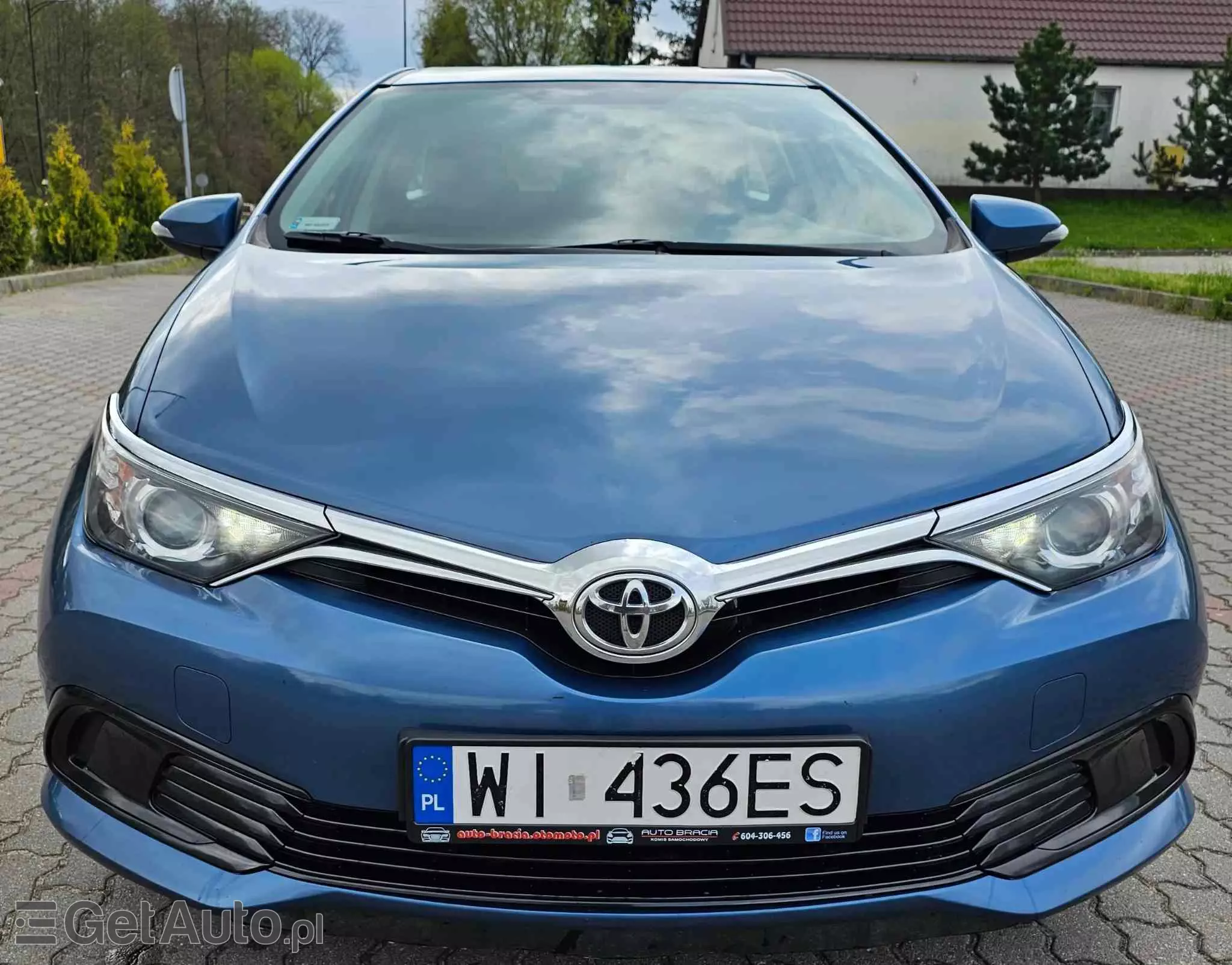 TOYOTA Auris 1.6 Active