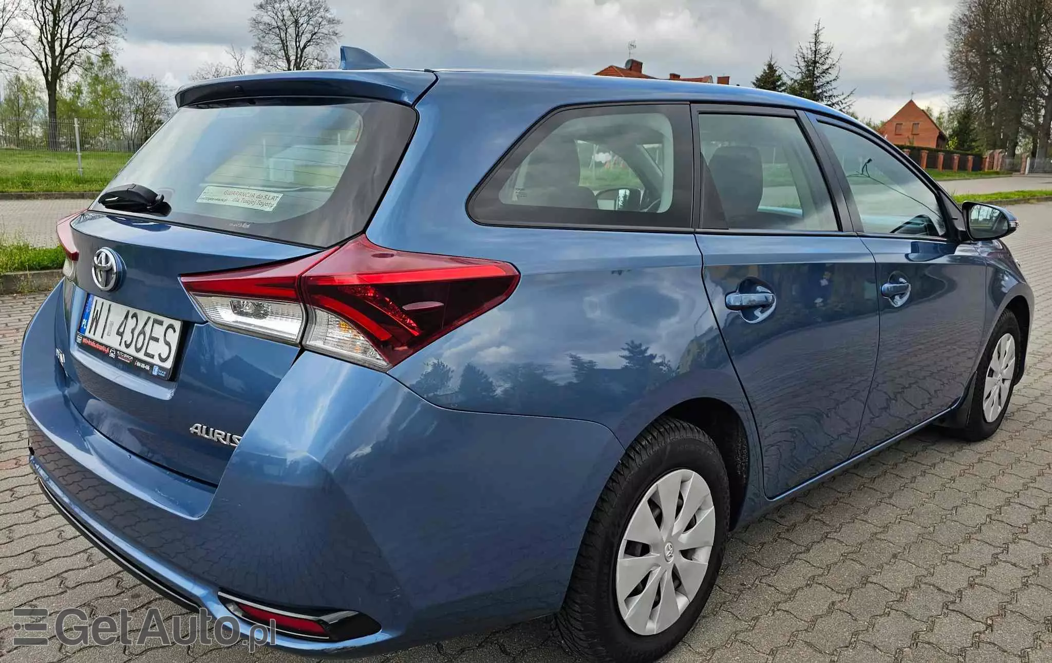 TOYOTA Auris 1.6 Active