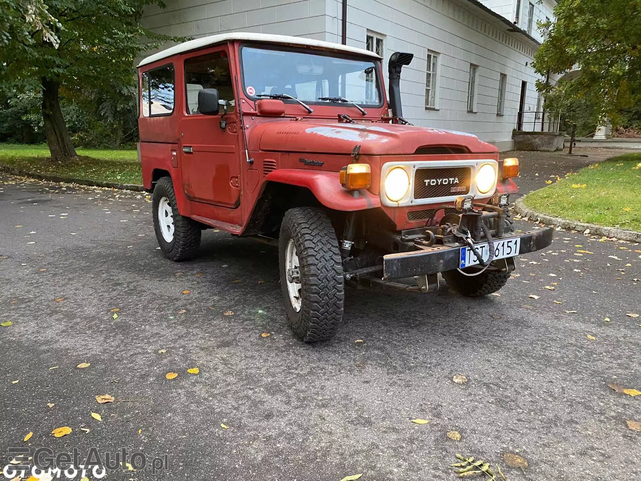 TOYOTA Land Cruiser 