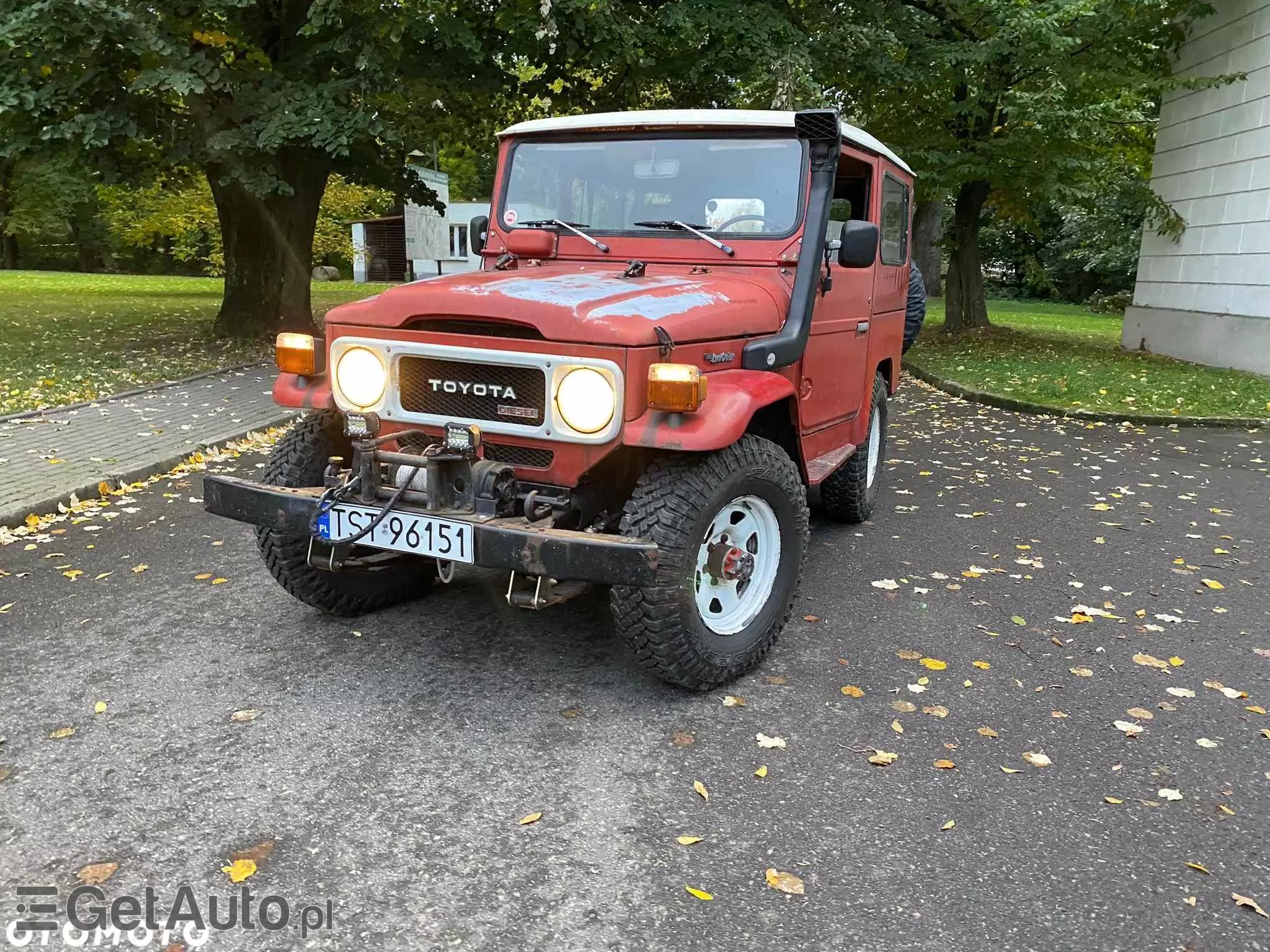 TOYOTA Land Cruiser 