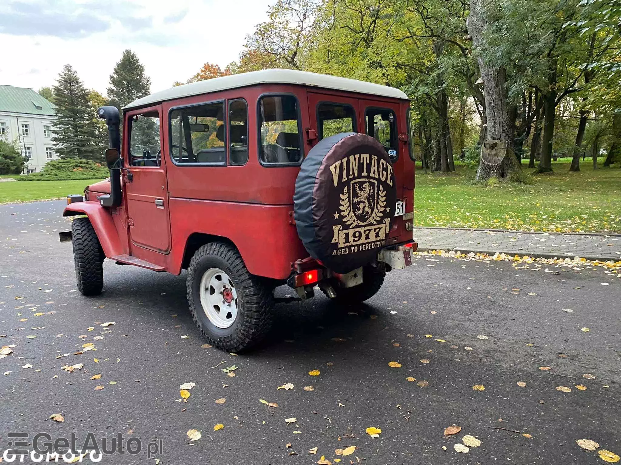 TOYOTA Land Cruiser 